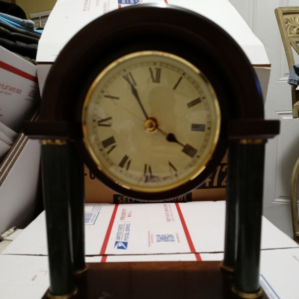 🎇BOMBAY COLUMN MANTLE CLOCK🎑